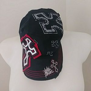 Distressed edge cross design hat